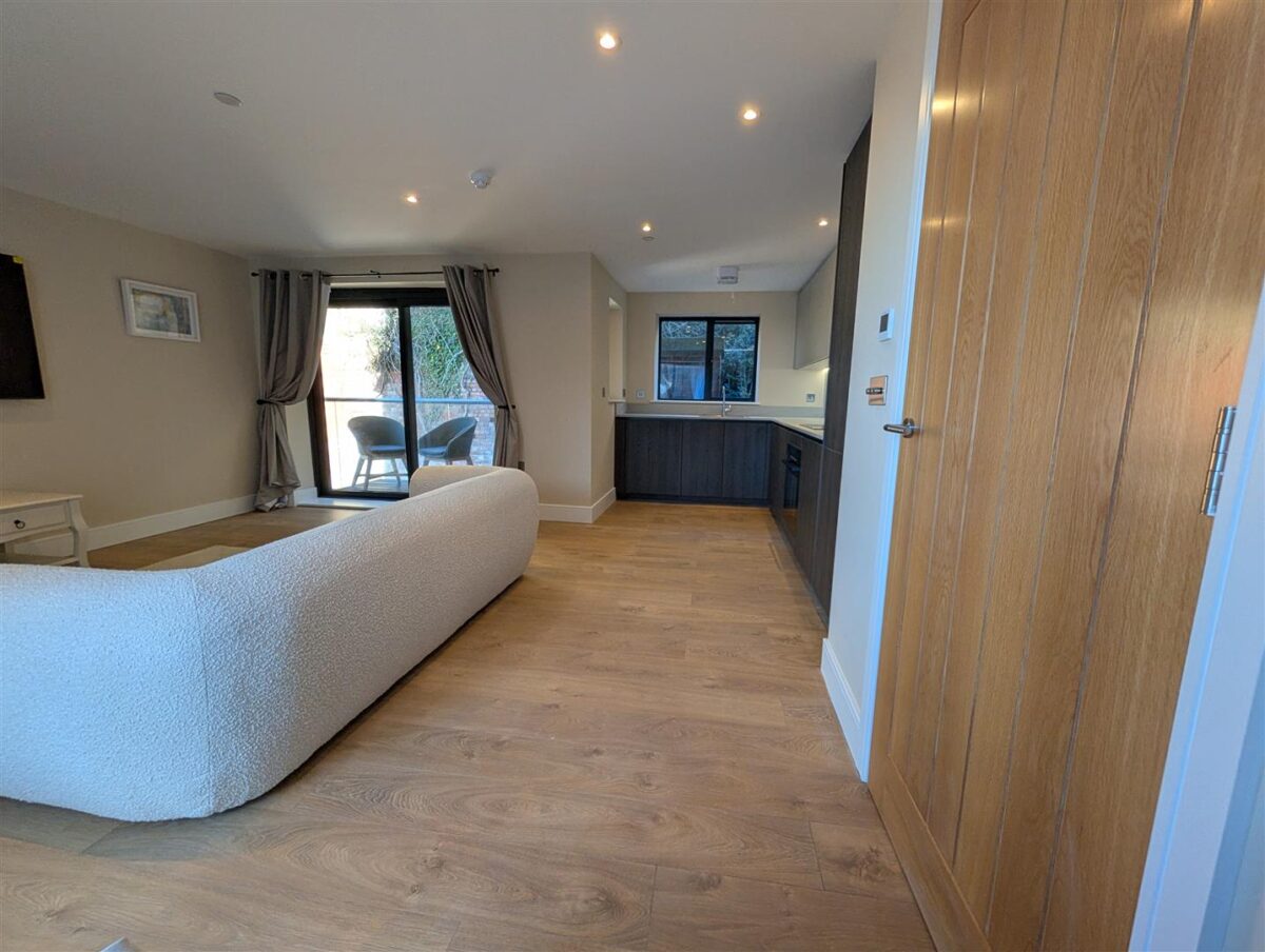 White Rock, Hastings