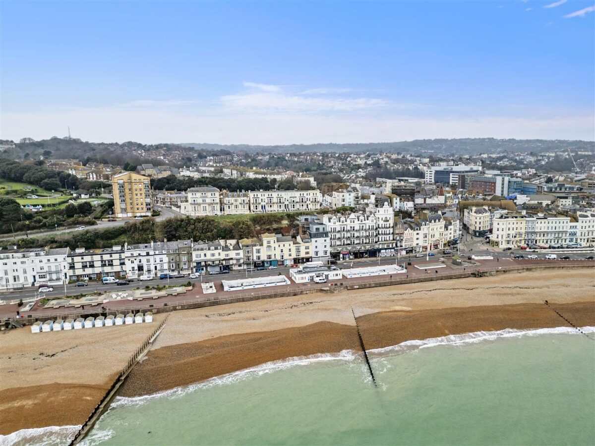 White Rock, Hastings
