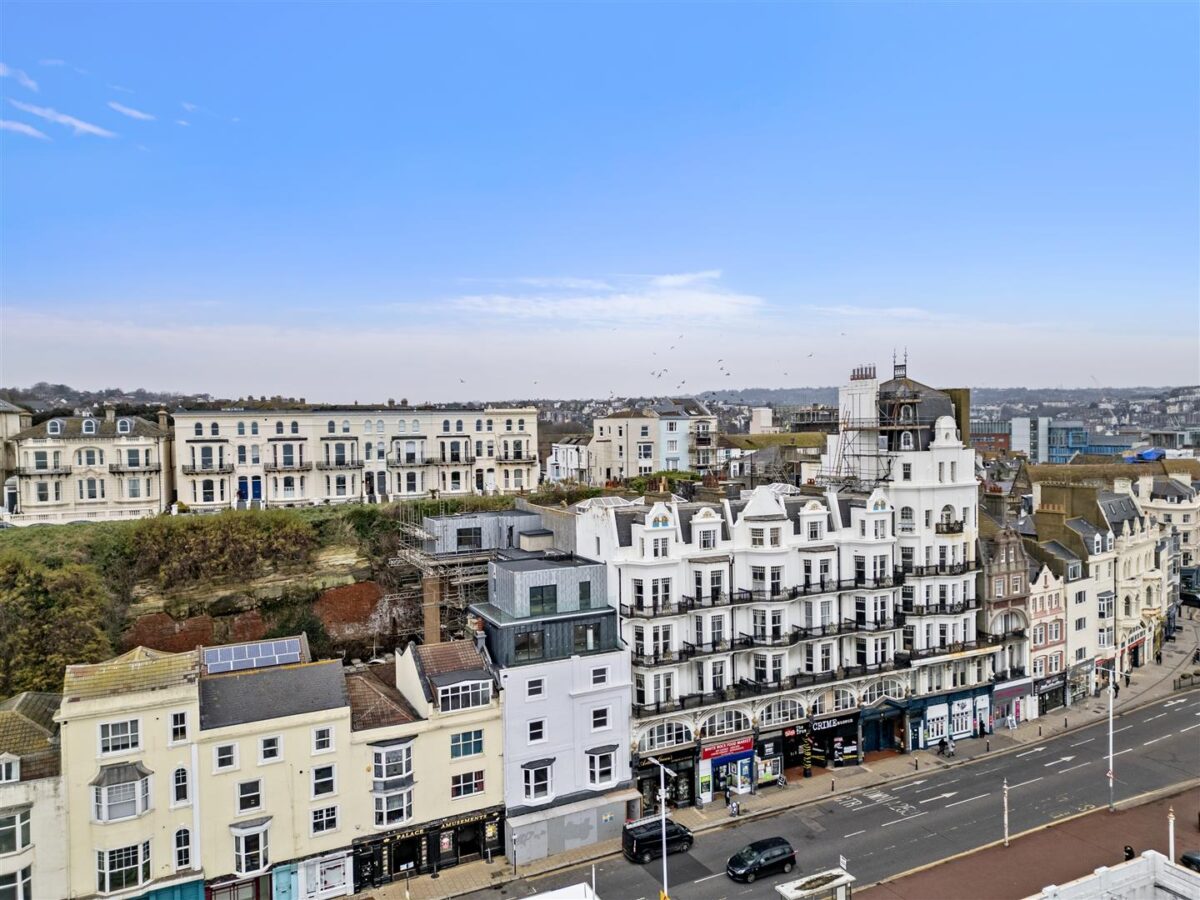 White Rock, Hastings