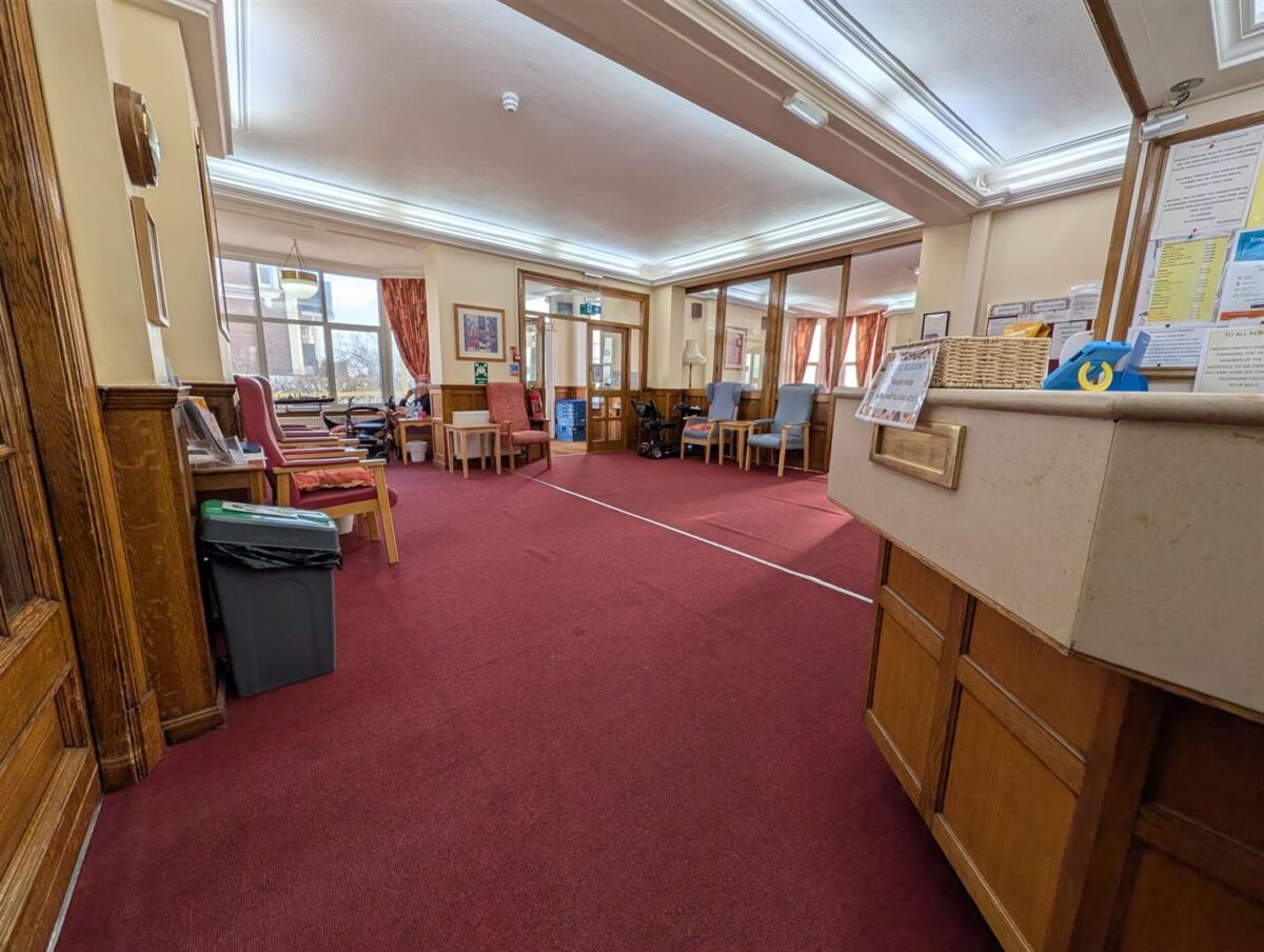 De La Warr Parade, Bexhill-On-Sea