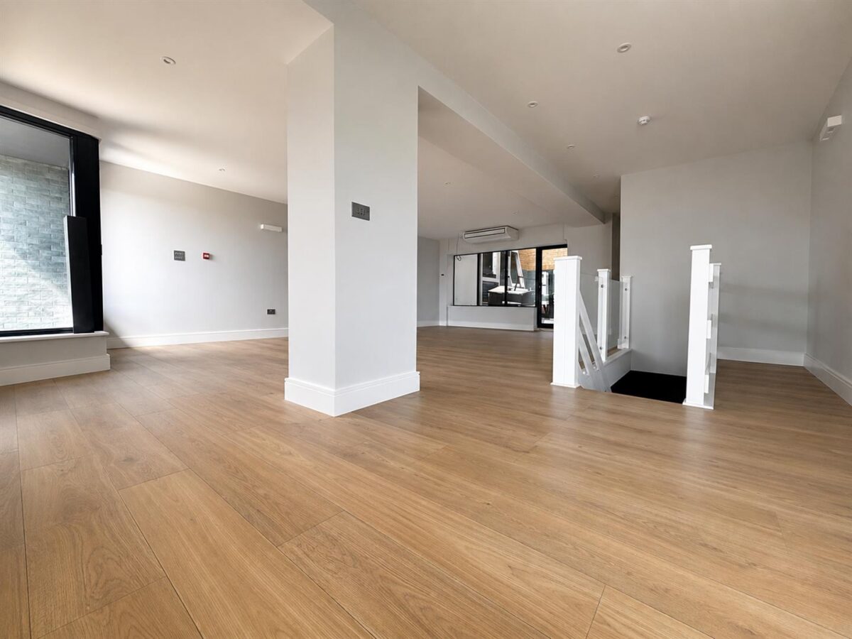 White Rock Heights, Hastings