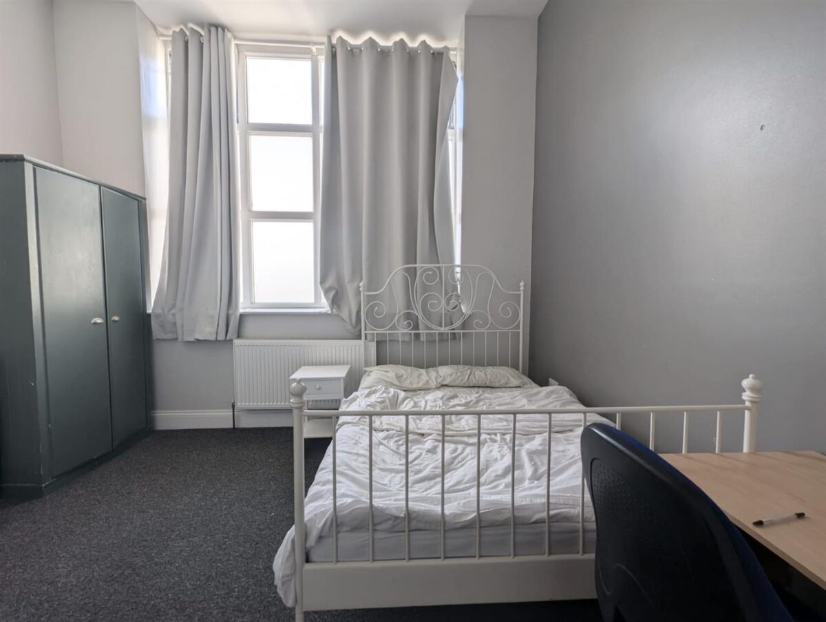 Castle Hill Passage, Hastings