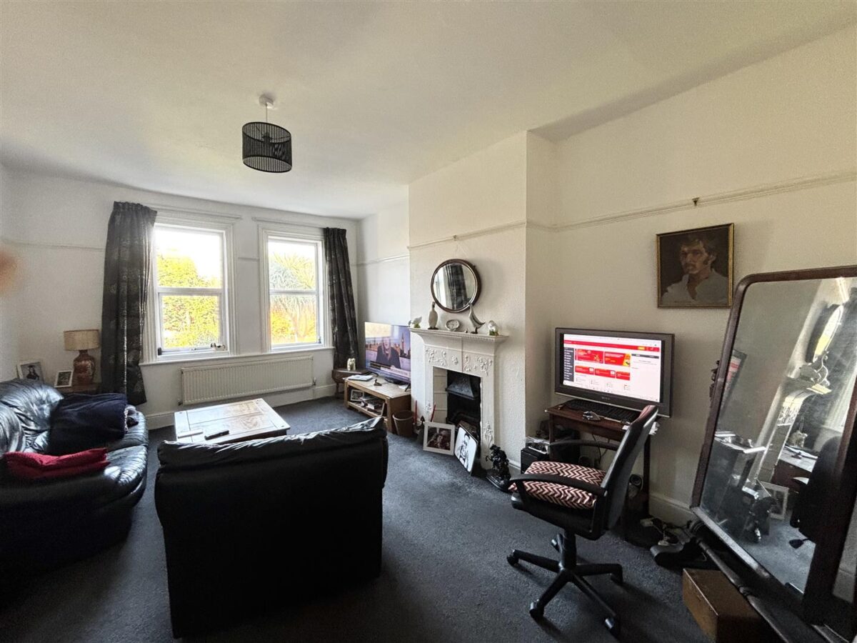 Rotherfield Avenue, Bexhill-On-Sea