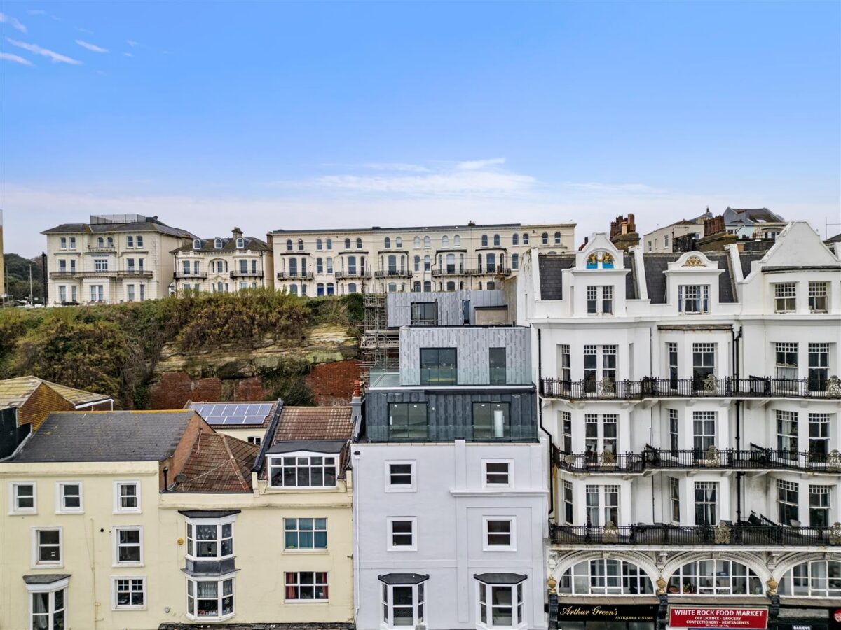 White Rock, Hastings